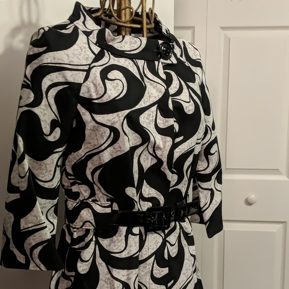 Jacket - Picture 3 of 3